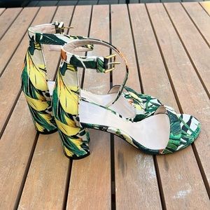 Stuart Weitzman block heels (size 6)
